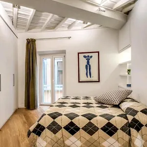 https://leutari-23.it-romehotels.com